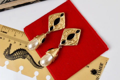 Vintage Guy Laroche Drop earrings  with faux pearls & Black rhinestones