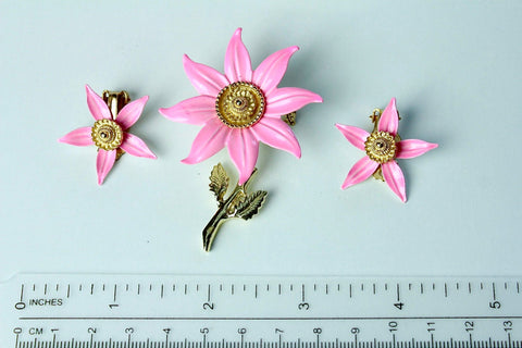 unsigned  pink enamel flower brooch & earrings 1970s #893