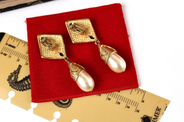 Vintage Guy Laroche Drop earrings  with faux pearls & Black rhinestones