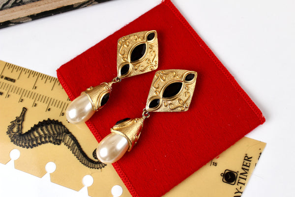 Vintage Guy Laroche Drop earrings  with faux pearls & Black rhinestones