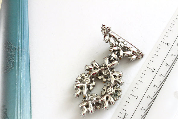 Crown Trifari 1960s " Note to a smart woman" collection rhinestones  Brooch