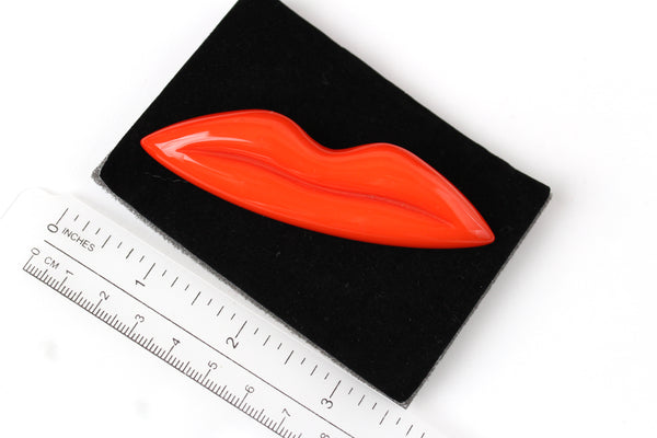 SONYA RYKIEL SR  logo Coral  Acrylic Resin Lips  brooch  High couture brooch