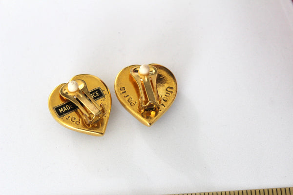 Signed Uno Li Paris  Gunmetal  and  Hold tone  heart    Earrings clip on