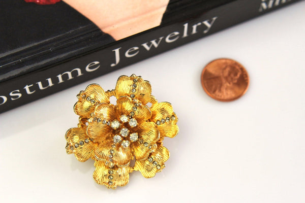 Signed De Nicola  Flower/ Clear  rhinestones  Brooch/Pin # 601