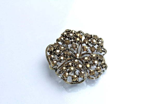 Lisner  Round  Brooch/Pin 1970s with  Gold   rhinestones brooch # 874
