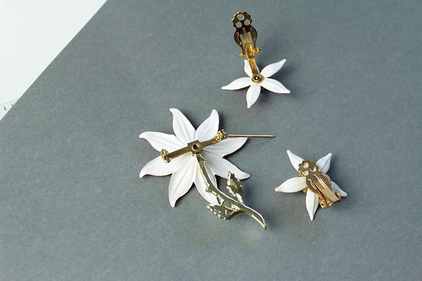 unsigned  pink enamel flower brooch & earrings 1970s #893