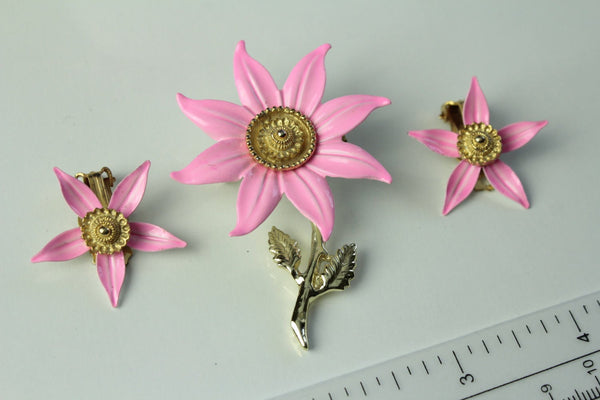 unsigned  pink enamel flower brooch & earrings 1970s #893