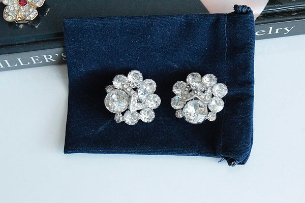 Elegant Eisenberg  Crystal  W pattern    Earrings clip on #1941