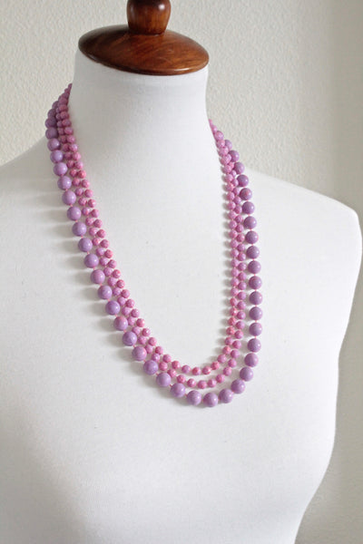 Pink / Lavender Plastic  beads Necklace  1960s Japan Jewelry style # 1208/33