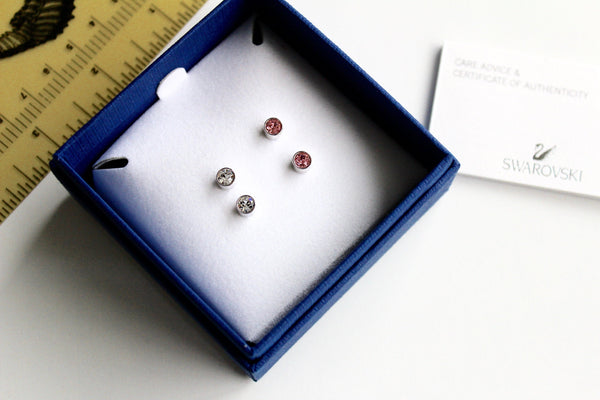Set of 2 pairs Swarovski  Swan Logo Fashion Earrings / Original Box   #2011