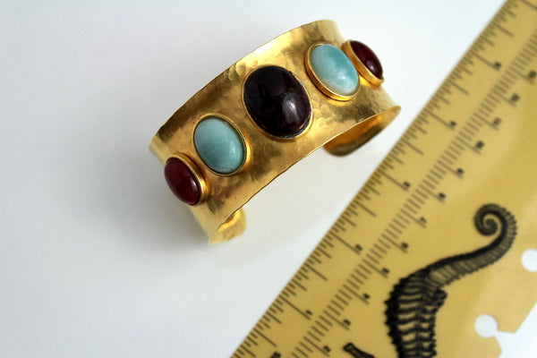 Dramatic Unsigned fashion  gold tone Cuff bracelet with Carnelian and  Turquoise
