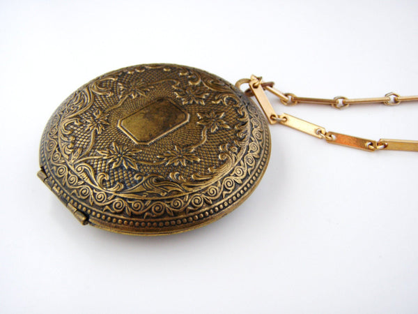 Old Metal Brass Unmarked Floral Locket Necklace Pendant #2352