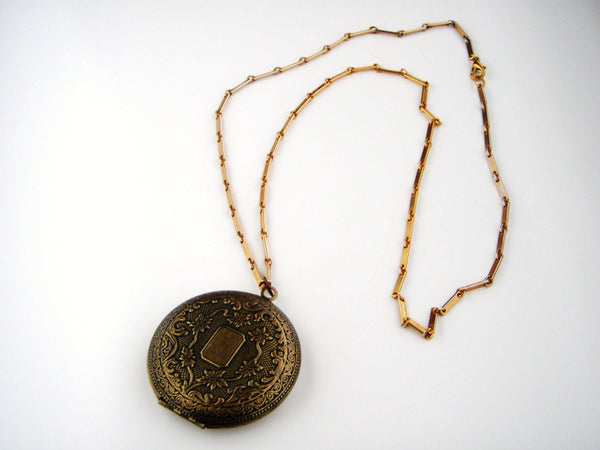 Old Metal Brass Unmarked Floral Locket Necklace Pendant #2352