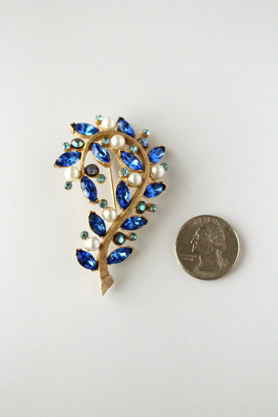Signed KRAMER Royal  Blue rhinestones & faux pearls  Floral  Brooch #876