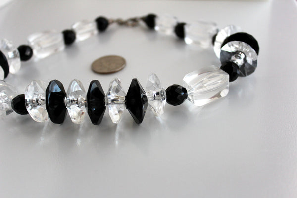 Magnificent Pauline Radar Plastic/ faux  Glass Bead Necklace # 2320