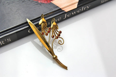 Sterling  Goldtone  FLOWER  Brooch Pin with red  rhineatones # 572