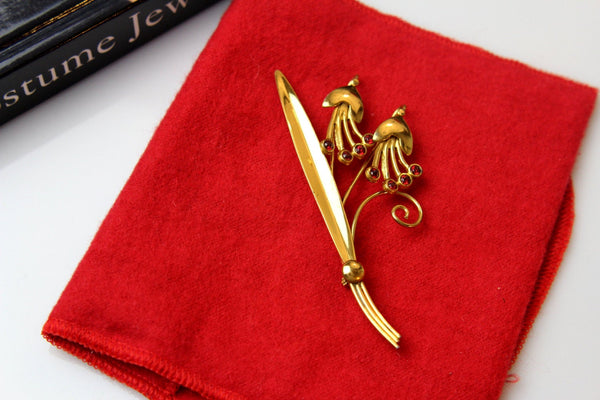 Sterling  Goldtone  FLOWER  Brooch Pin with red  rhineatones # 572