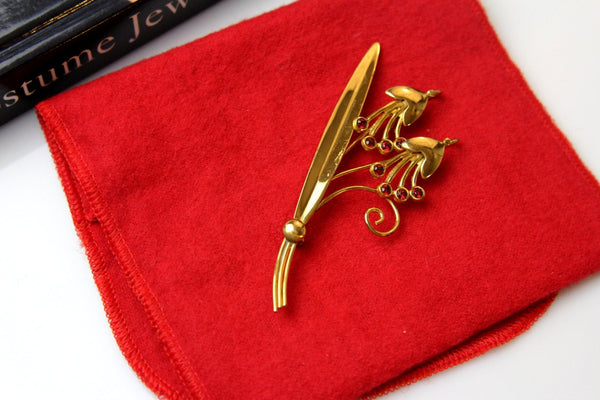 Sterling  Goldtone  FLOWER  Brooch Pin with red  rhineatones # 572